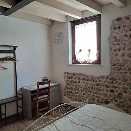 La Piazzetta Inn Goito (Lombardy)