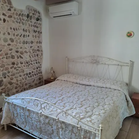 La Piazzetta Goito