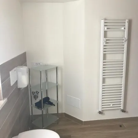 Inn La Piazzetta Goito (Lombardy)